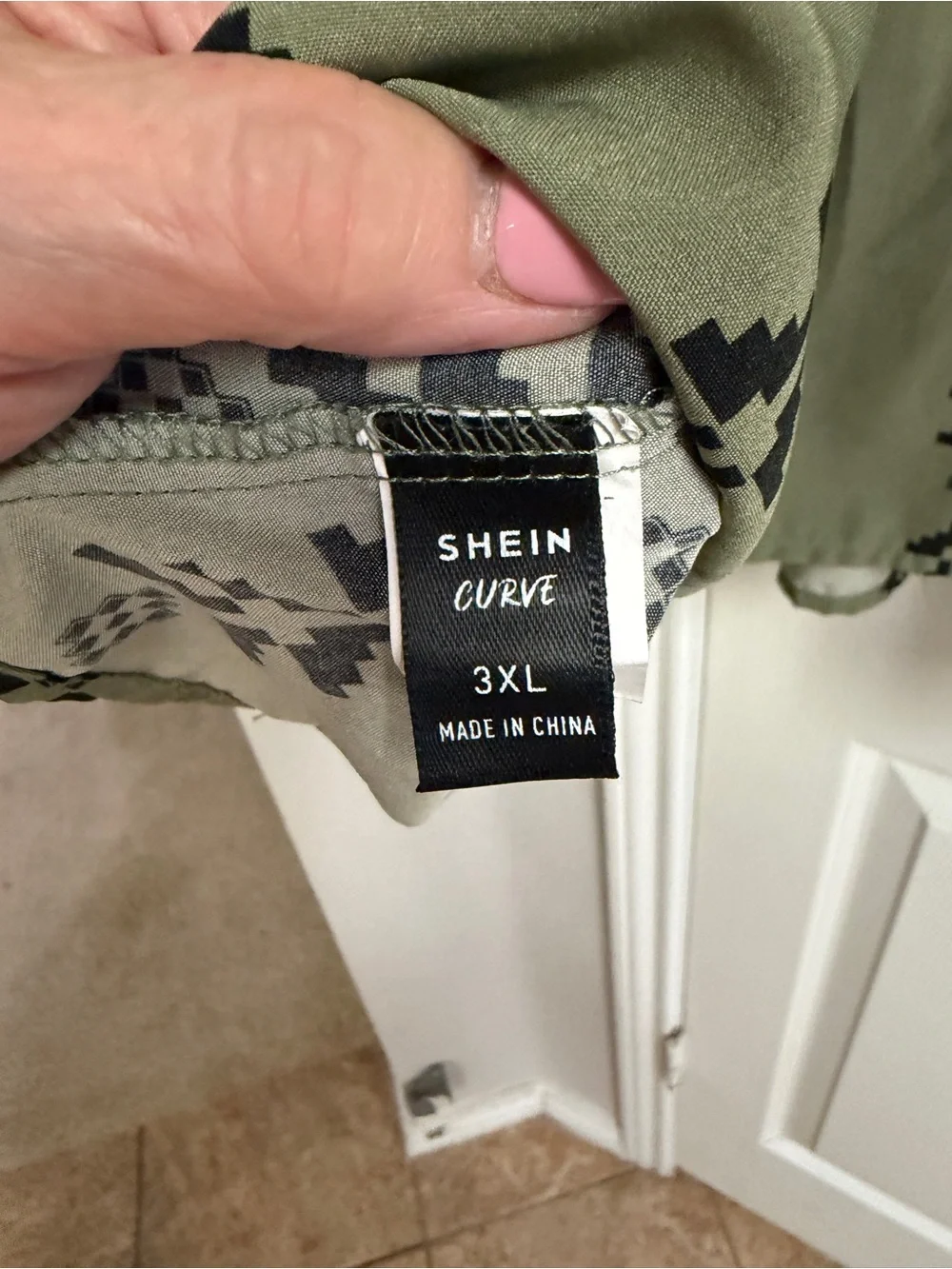 SHEIN Olive Green Blouse with Black Geometric Print - Picture 6 of 6